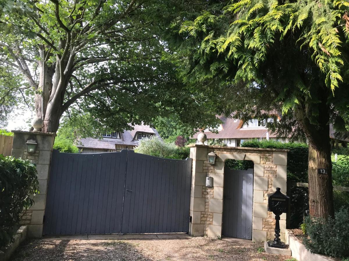 Les Chaumieres Du Pays D'Auge Bed & Breakfast Le Breuil-en-Auge Dış mekan fotoğraf