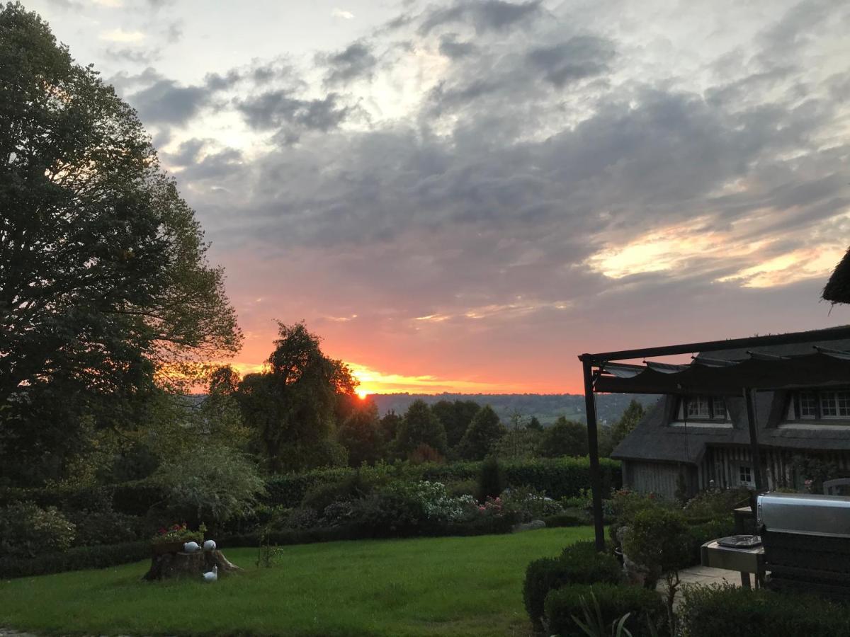 Les Chaumieres Du Pays D'Auge Bed & Breakfast Le Breuil-en-Auge Dış mekan fotoğraf
